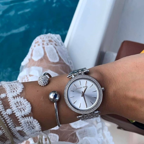 Les meilleures montres pour femme à moins de 200€